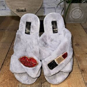 Laines London Classic Laines Slippers with Artisan Pucker Up Brooches
